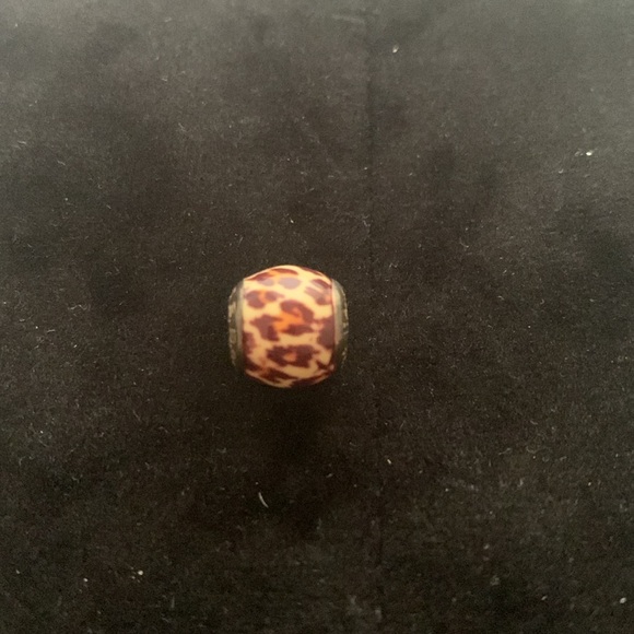 Bacio Italy 925 Sterling Silver Murano Glass Bead Charm. - Picture 4 of 4